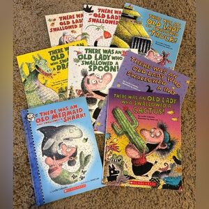 There Was An Old Lady Who Swallowed a Fly 8 Book Series